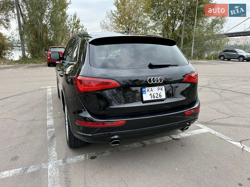 Позашляховик / Кросовер Audi Q5 2015 в Києві