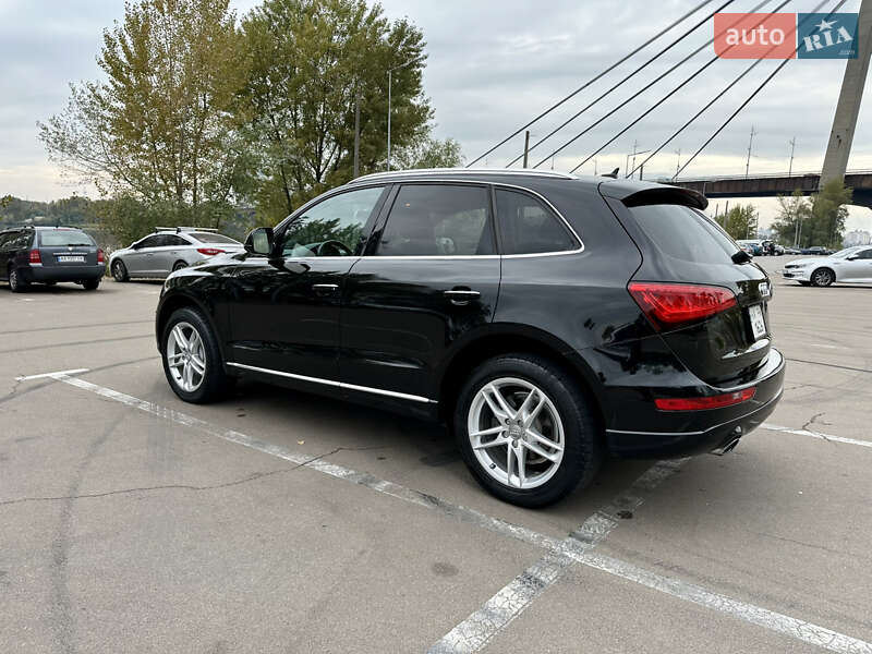Позашляховик / Кросовер Audi Q5 2015 в Києві