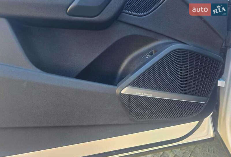 Внедорожник / Кроссовер Audi Q5 2017 в Киеве фото 9 Внедорожник / Кроссовер Audi Q5 2017 в Киеве