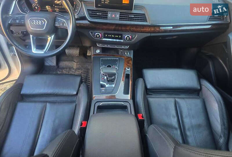 Внедорожник / Кроссовер Audi Q5 2017 в Киеве фото 13 Внедорожник / Кроссовер Audi Q5 2017 в Киеве