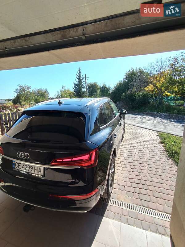 Позашляховик / Кросовер Audi Q5 2021 в Чернівцях