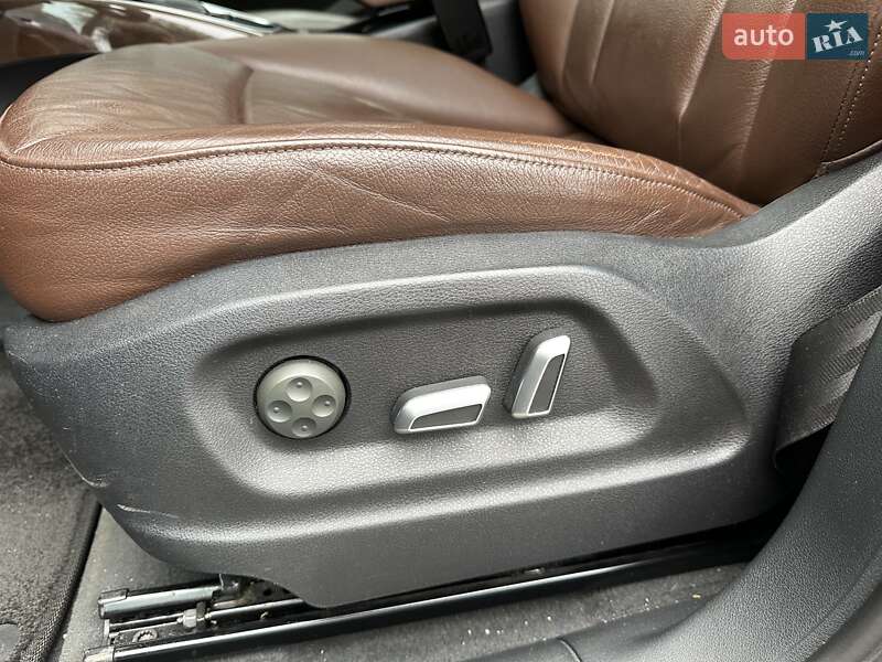 Позашляховик / Кросовер Audi Q5 2015 в Києві фото 20 Позашляховик / Кросовер Audi Q5 2015 в Києві