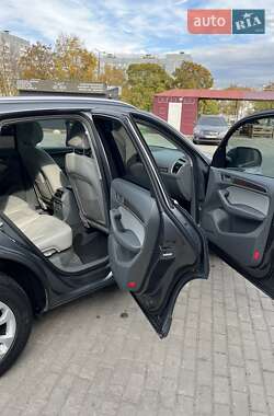 Внедорожник / Кроссовер Audi Q5 2014 в  фото 12 Внедорожник / Кроссовер Audi Q5 2014 в