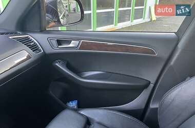 Позашляховик / Кросовер Audi Q5 2010 в 