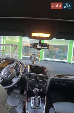 Позашляховик / Кросовер Audi Q5 2010 в 
