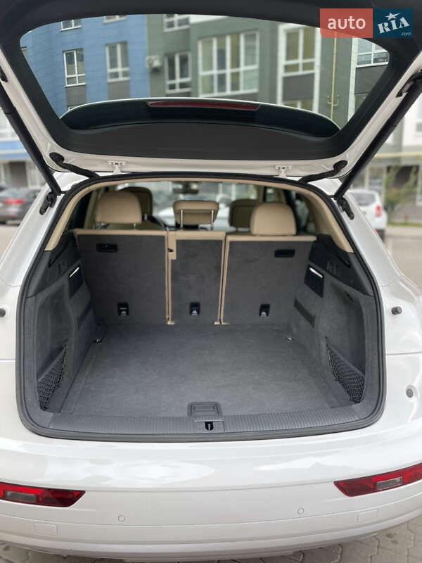 Внедорожник / Кроссовер Audi Q5 2017 в Черновцах фото 29 Внедорожник / Кроссовер Audi Q5 2017 в Черновцах