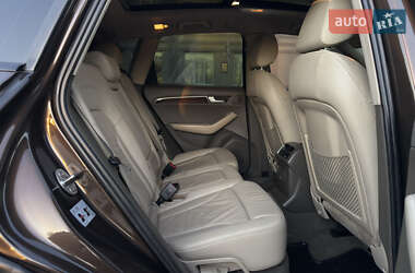 Позашляховик / Кросовер Audi Q5 2011 в  фото 32 Позашляховик / Кросовер Audi Q5 2011 в