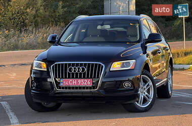 Позашляховик / Кросовер Audi Q5 2016 в 