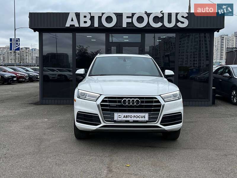 Внедорожник / Кроссовер Audi Q5 2018 в Киеве