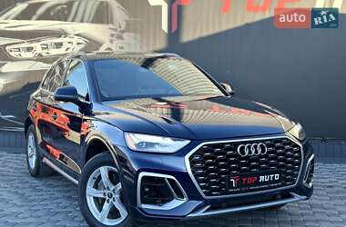 Позашляховик / Кросовер Audi Q5 2021 в 