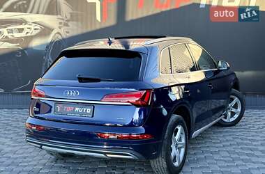 Позашляховик / Кросовер Audi Q5 2021 в 