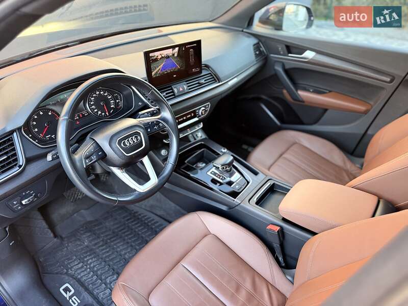 Внедорожник / Кроссовер Audi Q5 2021 в Львове