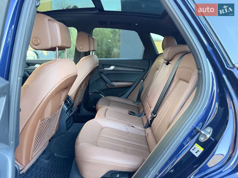 Внедорожник / Кроссовер Audi Q5 2021 в Львове
