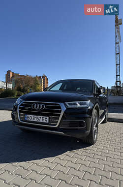 Позашляховик / Кросовер Audi Q5 2016 в 