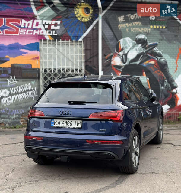 Внедорожник / Кроссовер Audi Q5 2024 в Киеве