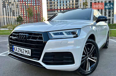 Позашляховик / Кросовер Audi Q5 2019 в  фото 6 Позашляховик / Кросовер Audi Q5 2019 в