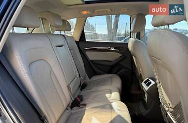 Позашляховик / Кросовер Audi Q5 2015 в  фото 20 Позашляховик / Кросовер Audi Q5 2015 в
