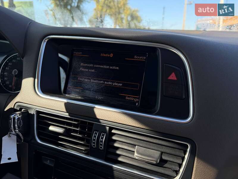 Позашляховик / Кросовер Audi Q5 2015 в Львові
