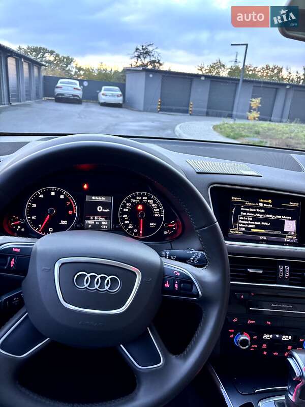 Внедорожник / Кроссовер Audi Q5 2016 в Чернигове