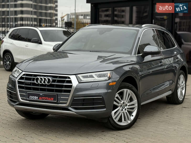 Позашляховик / Кросовер Audi Q5 2019 в 