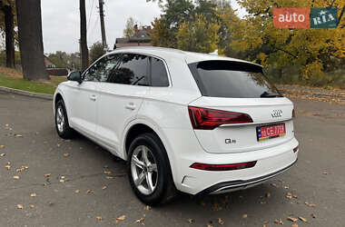 Позашляховик / Кросовер Audi Q5 2021 в  фото 4 Позашляховик / Кросовер Audi Q5 2021 в