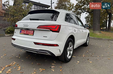 Позашляховик / Кросовер Audi Q5 2021 в  фото 13 Позашляховик / Кросовер Audi Q5 2021 в