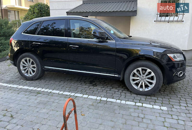 Позашляховик / Кросовер Audi Q5 2015 в Львові