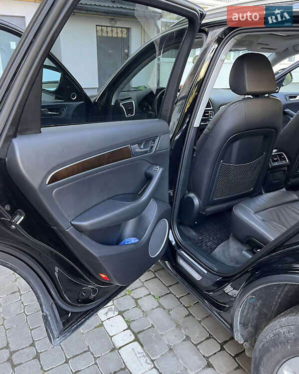 Позашляховик / Кросовер Audi Q5 2015 в Львові