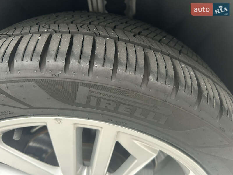 Внедорожник / Кроссовер Audi Q5 2018 в Киеве фото 36 Внедорожник / Кроссовер Audi Q5 2018 в Киеве