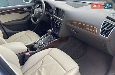 Позашляховик / Кросовер Audi Q5 2015 в 