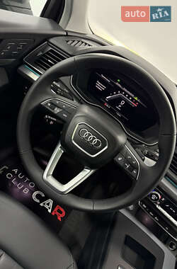 Внедорожник / Кроссовер Audi Q5 2023 в 