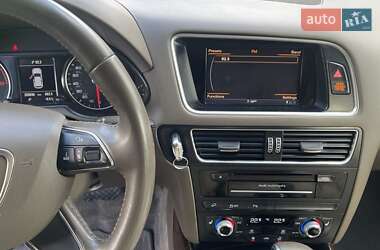 Позашляховик / Кросовер Audi Q5 2015 в 