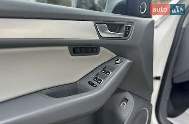 Позашляховик / Кросовер Audi Q5 2012 в  фото 31 Позашляховик / Кросовер Audi Q5 2012 в