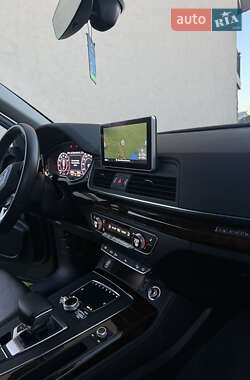 Позашляховик / Кросовер Audi Q5 2019 в 