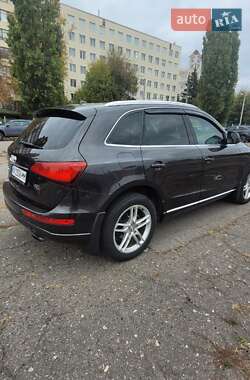 Позашляховик / Кросовер Audi Q5 2014 в 