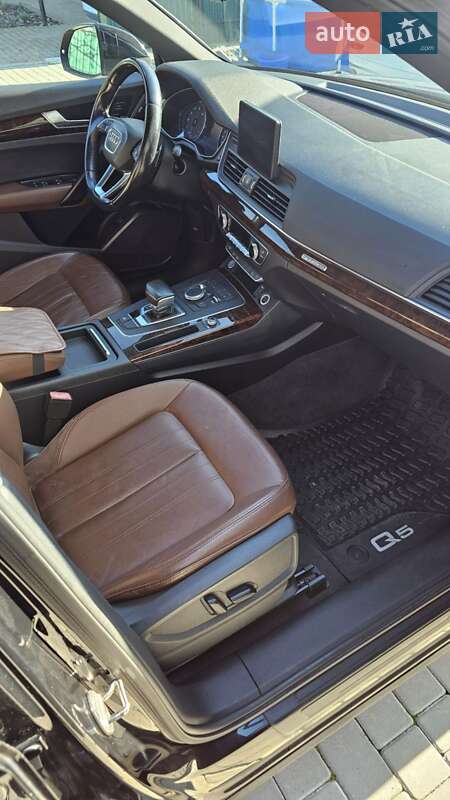 Внедорожник / Кроссовер Audi Q5 2019 в Ходорове