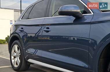 Позашляховик / Кросовер Audi Q5 2018 в  фото 33 Позашляховик / Кросовер Audi Q5 2018 в