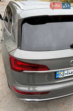 Позашляховик / Кросовер Audi Q5 2023 в  фото 6 Позашляховик / Кросовер Audi Q5 2023 в