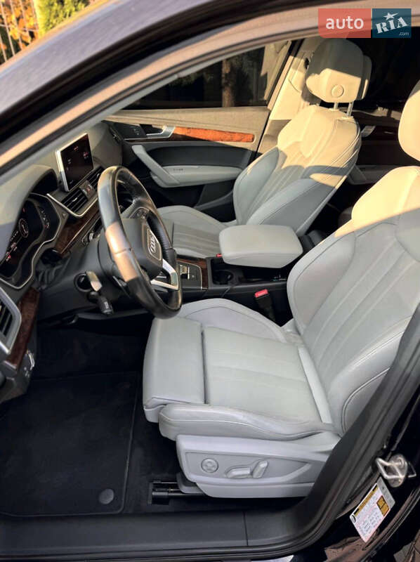 Позашляховик / Кросовер Audi Q5 2017 в Києві