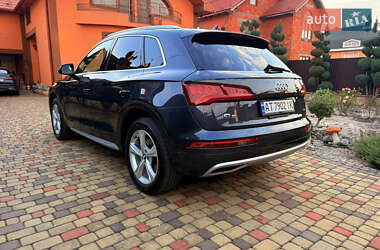 Позашляховик / Кросовер Audi Q5 2019 в  фото 10 Позашляховик / Кросовер Audi Q5 2019 в