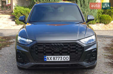 Позашляховик / Кросовер Audi Q5 2023 в  фото 3 Позашляховик / Кросовер Audi Q5 2023 в