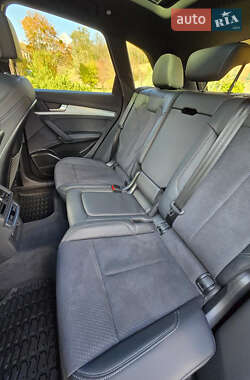 Позашляховик / Кросовер Audi Q5 2023 в  фото 36 Позашляховик / Кросовер Audi Q5 2023 в