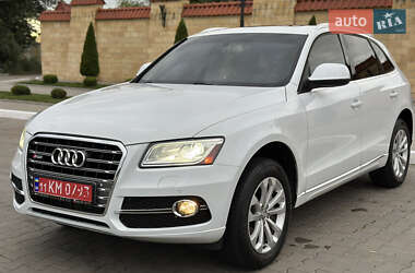 Позашляховик / Кросовер Audi Q5 2013 в  фото 3 Позашляховик / Кросовер Audi Q5 2013 в