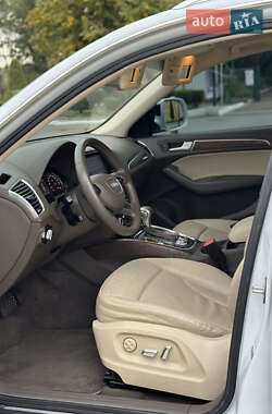 Позашляховик / Кросовер Audi Q5 2013 в  фото 13 Позашляховик / Кросовер Audi Q5 2013 в