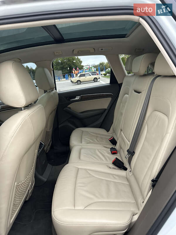 Внедорожник / Кроссовер Audi Q5 2013 в Измаиле