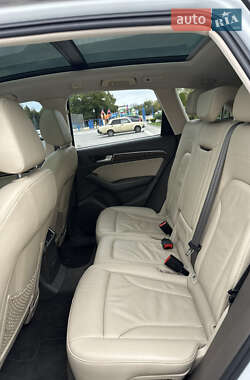 Позашляховик / Кросовер Audi Q5 2013 в  фото 25 Позашляховик / Кросовер Audi Q5 2013 в