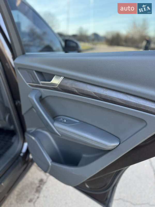 Внедорожник / Кроссовер Audi Q5 2018 в Киеве фото 16 Внедорожник / Кроссовер Audi Q5 2018 в Киеве