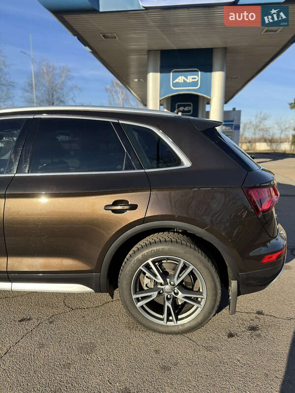 Внедорожник / Кроссовер Audi Q5 2018 в Киеве фото 13 Внедорожник / Кроссовер Audi Q5 2018 в Киеве