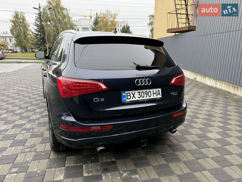 Внедорожник / Кроссовер Audi Q5 2011 в Хмельницком