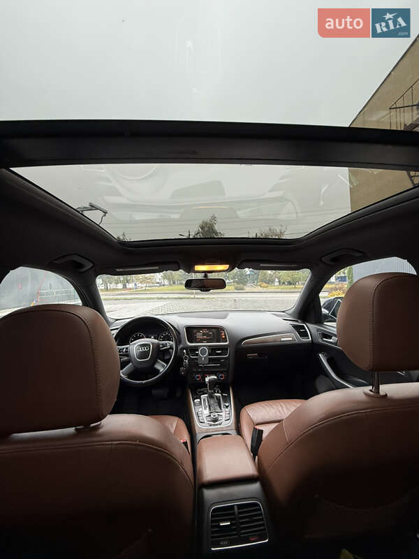Внедорожник / Кроссовер Audi Q5 2011 в Хмельницком